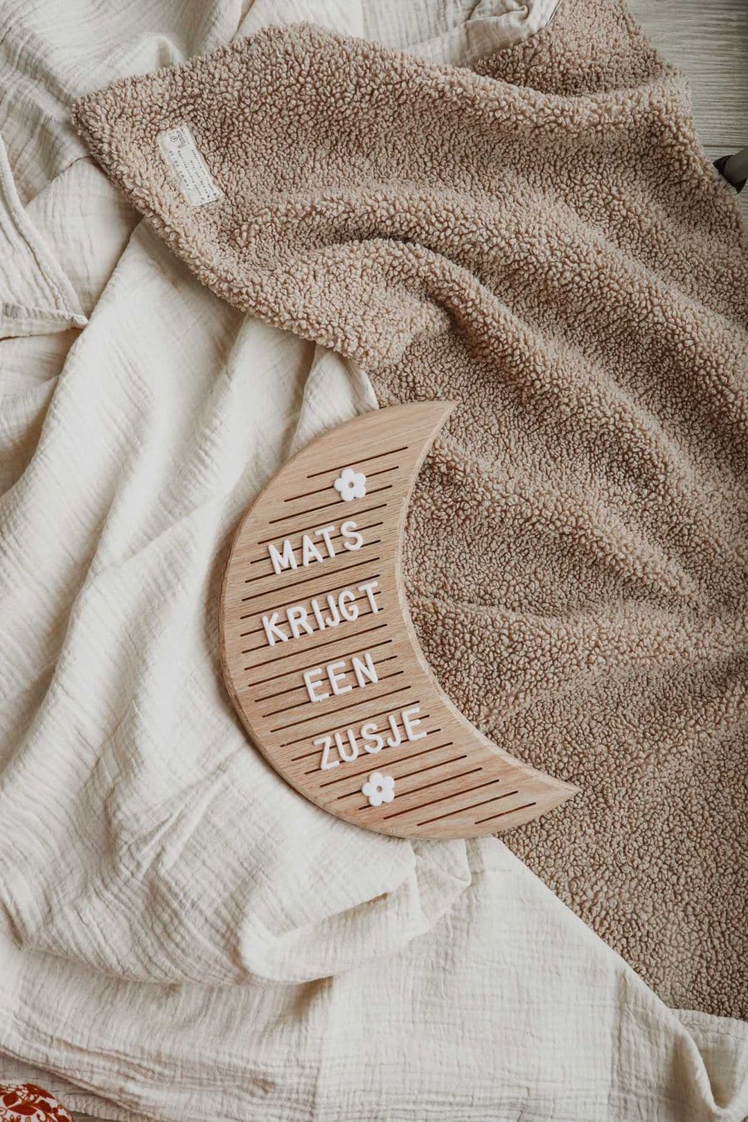 Letterbord hout - Maan design met 346 letters, cijfers en symbolen